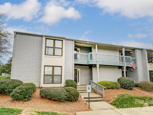 11039 Harrowfield Rd, Charlotte, NC 28226 | MLS #4291