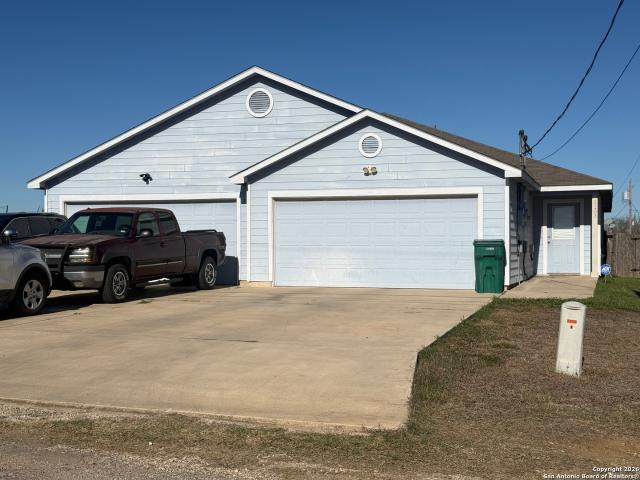 1103 Maple St, Jourdanton, TX 78026 | MLS #1934