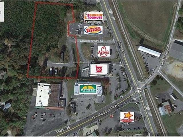 1103 N 3rd Ave, Chatsworth, GA 30705