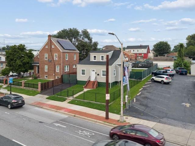 1103 Dundalk Avenue