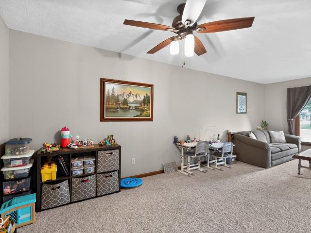 1103 Ridgeway Drive
