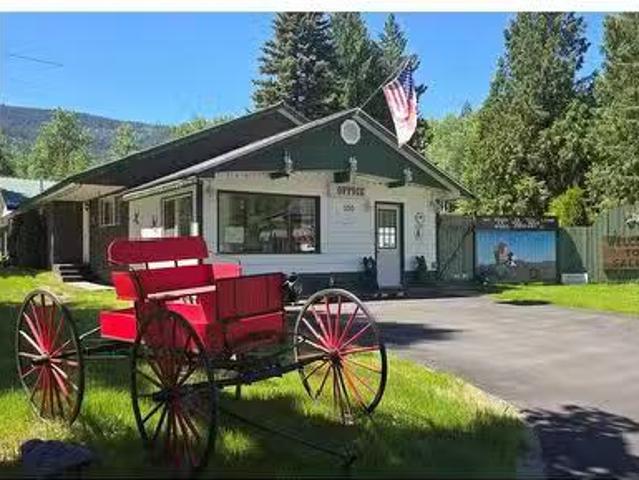 110 & 114 Motel Avenue, Salmo, BC, V0G 1Z0 commercial for sa.