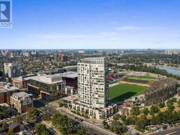 110 1 Bank Street, Ottawa, ON, K1S 5K3 townhouse for sale | Listing ID X13081 | Royal LePage