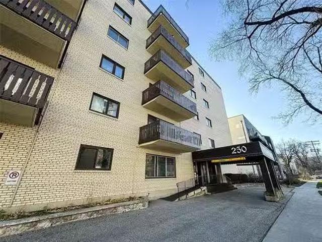 110 250 Wellington Cr, Winnipeg, MB, R3M 0B3 condo for sale.
