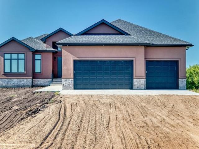 110 58 Range Road 221, Rural Thorhild County, AB, T0A 2V0 house for sale | Listing ID E4506 | Royal LePage