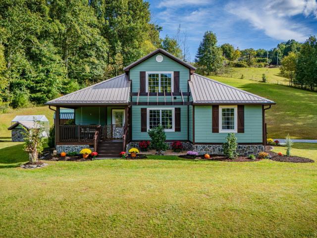 110 5 Sisters Lane