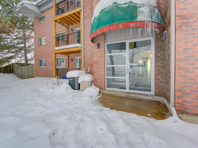110 71 Vanier Drive