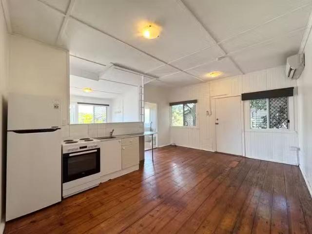 1/10 Cavendish Street, NUNDAH, QLD 4012 Studio for Rent