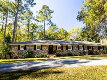 110 Carroll Court