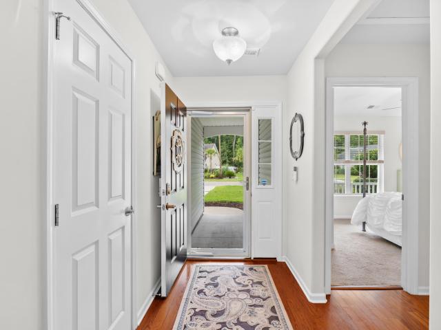 110 Clearwater Dr