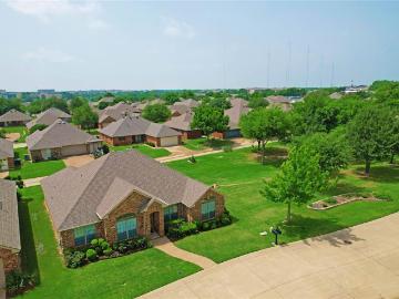 110 Crestway Dr, Unit 29, Cedar Hill, TX 75104 | MLS #21252