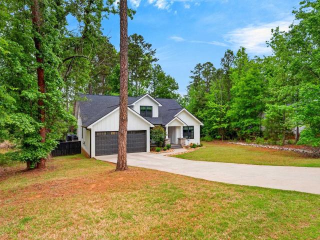 110 Crepe Myrtle Lane