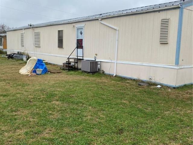 110 Agape Dr, Woodsboro, TX 78393 | MLS #1963