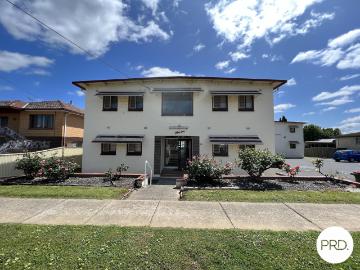 1/10 Arthur Street, Crestwood NSW 2620 House For Rent | Domain