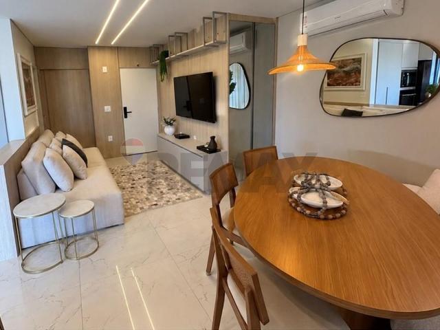 110 Área Útil Apartamento Alugar, 3 Dormitórios localizado em rua 246, 596, Meia Praia, Itapema, Santa Catarina, 88220000 | Brasil