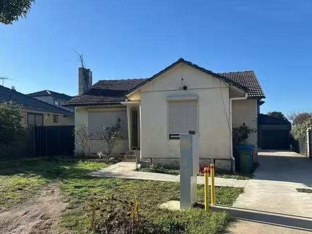 1/10 Ash Street, Doveton, VIC 3177