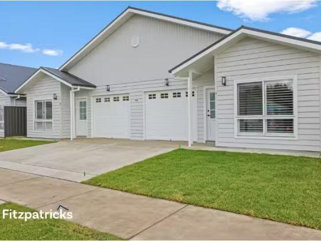 1/10 Bottlebrush Place, Lake Albert Apartment for rent Listed.