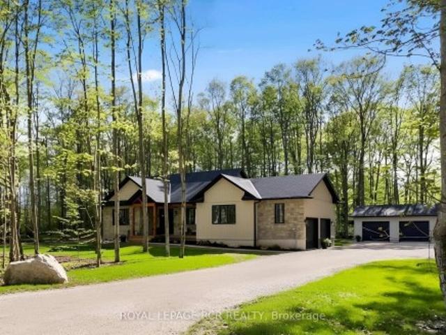 110 Beau Lane, Grey Highlands, ON, N0C 1E0 Luxury House for sale | Listing ID X13168 | Royal LePage Carriage Trade Luxury Properties