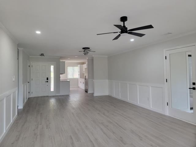 110 Berry Tree Ln