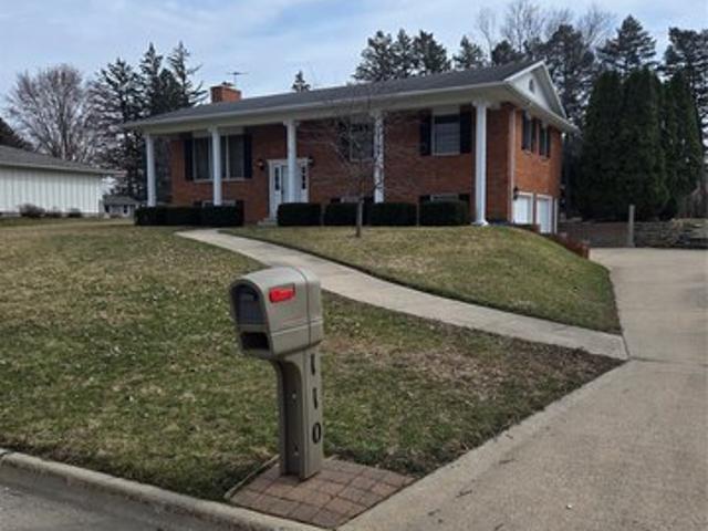 110 Bicentennial Ct, Webster City, IA 50595