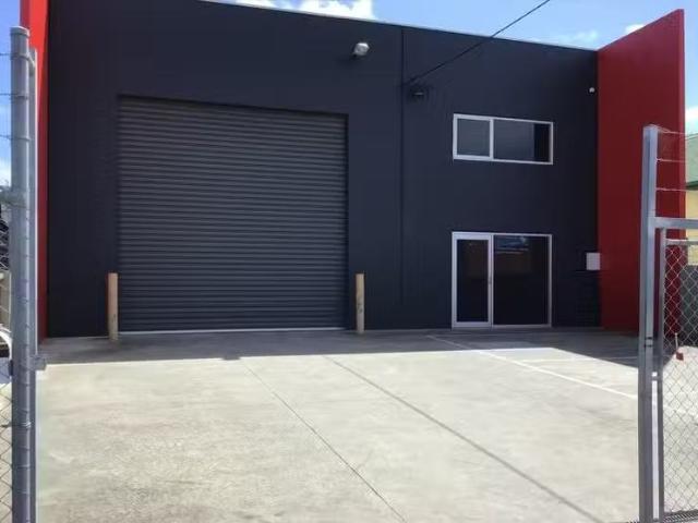 1/10 Bloomsbury Street, Newtown, VIC 3220 Industrial/Warehou.