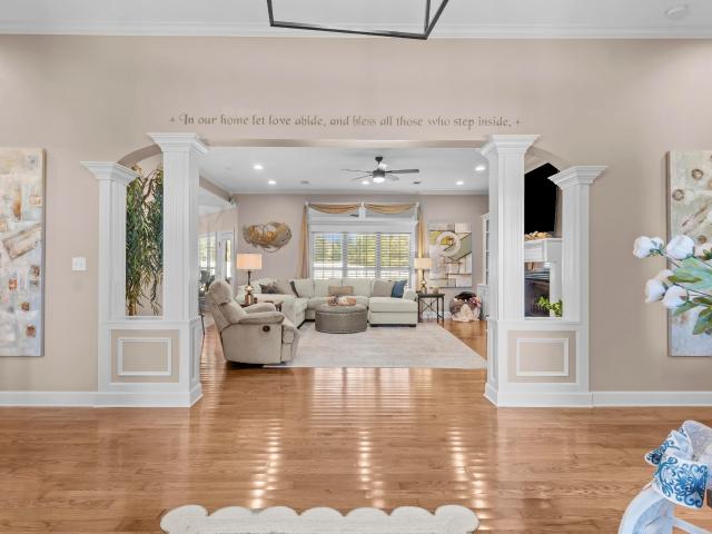 110 Grayson Cove