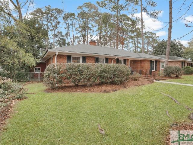 110 E 65th St, Savannah, GA 31405 | MLS #SA324665