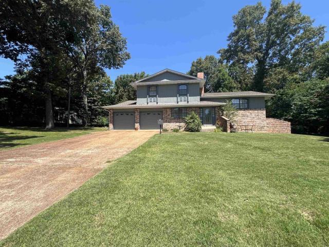 110 Emerald Lane