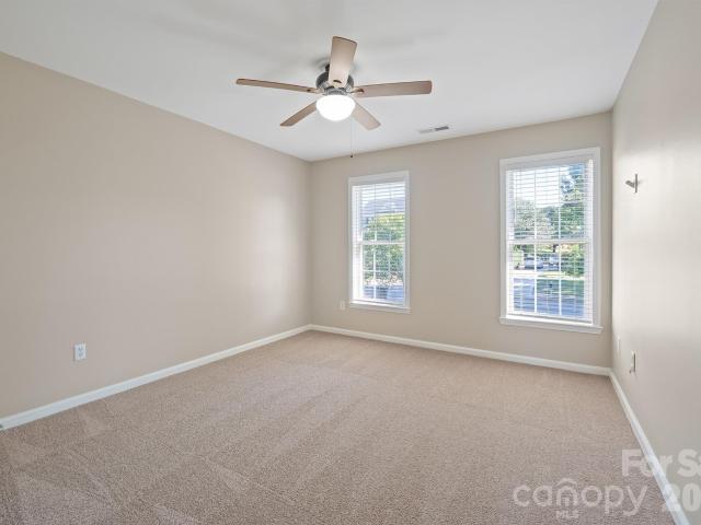 110 Fox Den Circle