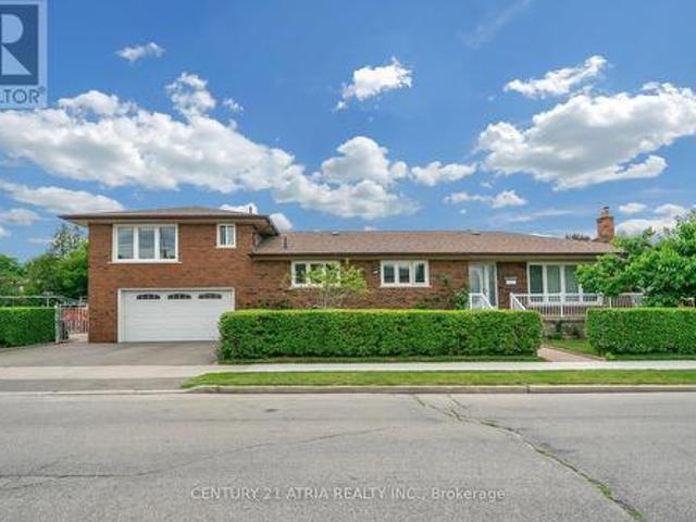 110 Harding Avenue, Toronto, ON, M6M 3A6 house for sale | Listing ID W13776 | Royal LePage