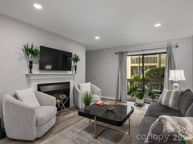 110 Heywood Road # 4A