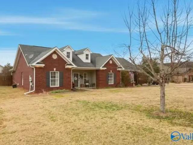 110 HICKORY GLN, HUNTSVILLE, AL 35811