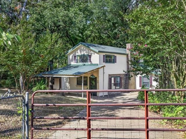 110 Hidalgo Loop, Payne Springs, TX 75156