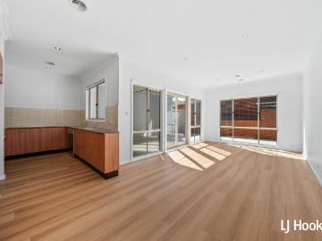 1/10 Ijong Street, Braddon ACT, Belconnen