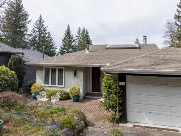 110 Oceanview Place, Lions Bay, BC, V0N 2E0 house for sale | Listing ID R3117 | Royal LePage