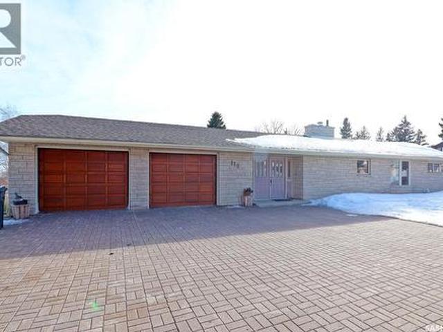 110 Logan Crescent E, Yorkton, SK, S3N 0V9 house for sale | Listing ID SK031271 | Royal LePage