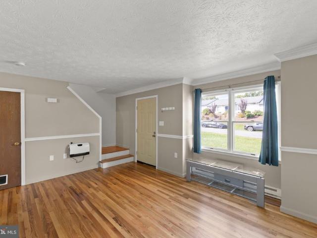 110 Lakeridge Drive