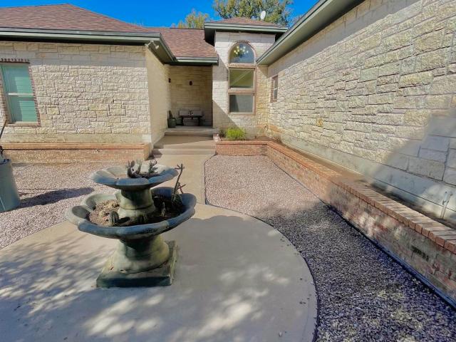 110 Llano Oaks Dr, Llano, TX 78643 | MLS #177387