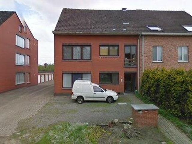 110 m2 apartment for rent in Malle
