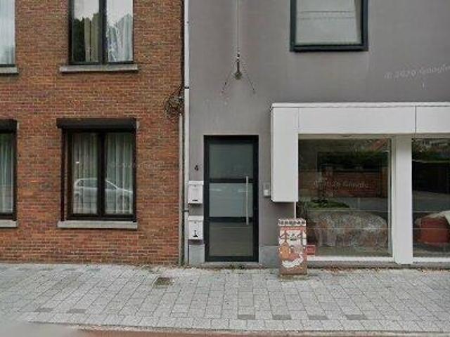 110 m2 apartment for rent in Mol