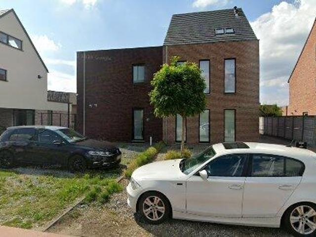 110 m2 apartment for rent in Bilzen