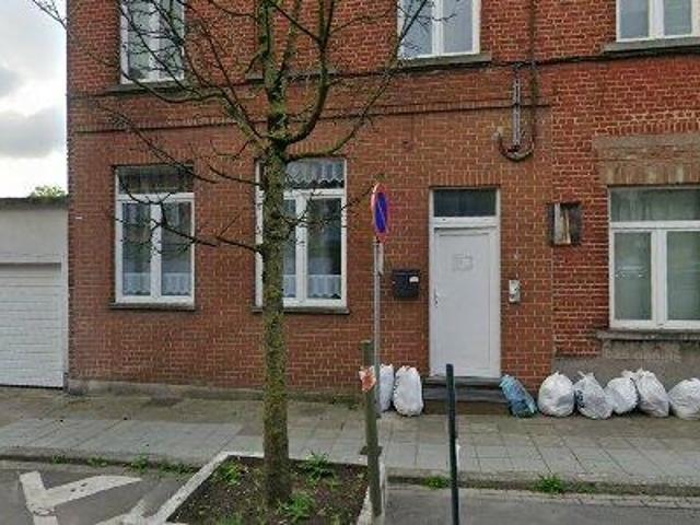 110 m2 apartment for rent in Charleroi