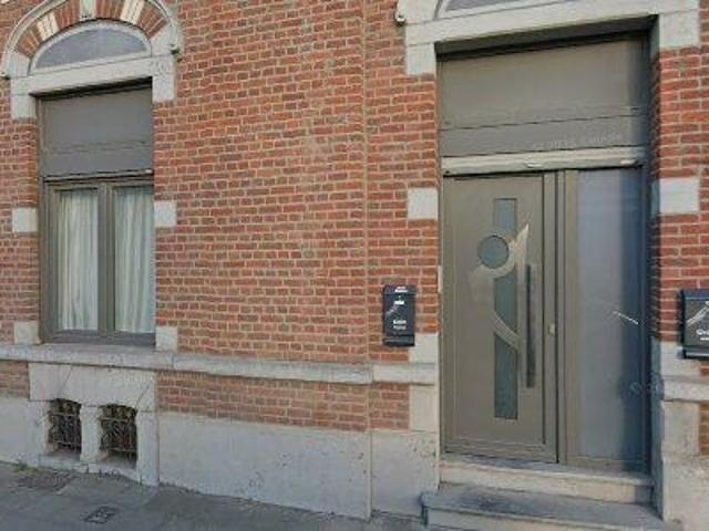 110 m2 apartment for rent in Courcelles