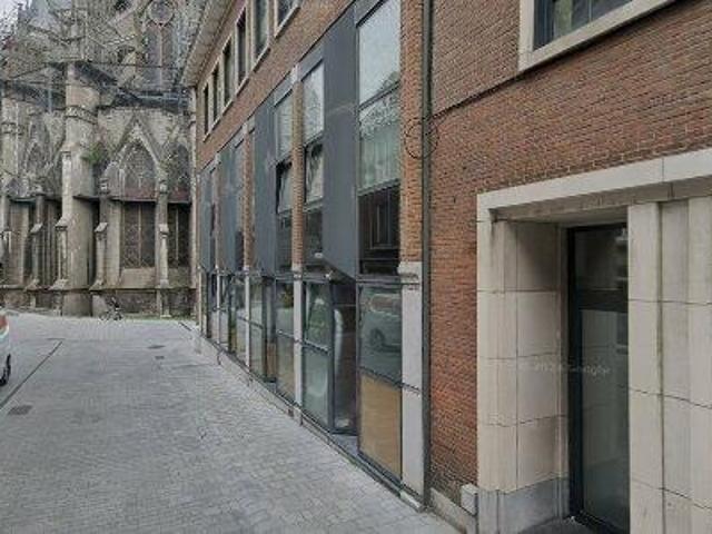 110 m2 apartment for rent in Doornik