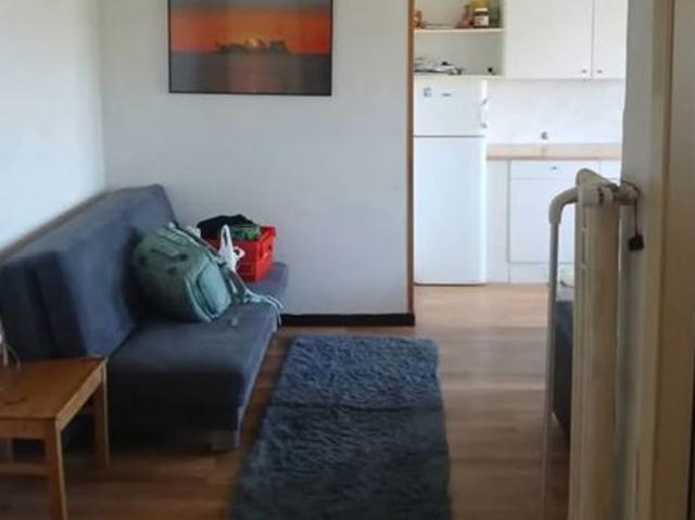 110 m²