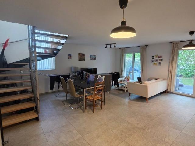 110 m²