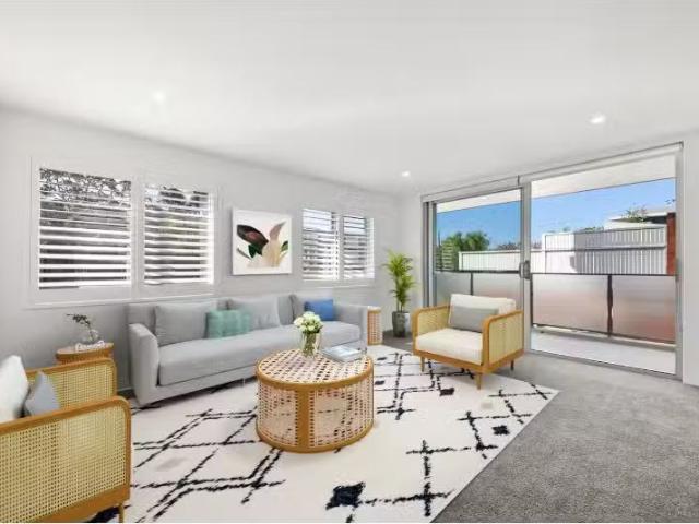 1/10 Mactier Street, NARRABEEN Apartment for rent Listed by L.