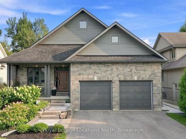 110 Mary Street, Collingwood, ON, L9Y 0G4 house for sale | Listing ID S13670 | Royal LePage