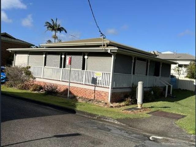 1/10 MEMORIAL AVENUE SOUTH WEST ROCKS