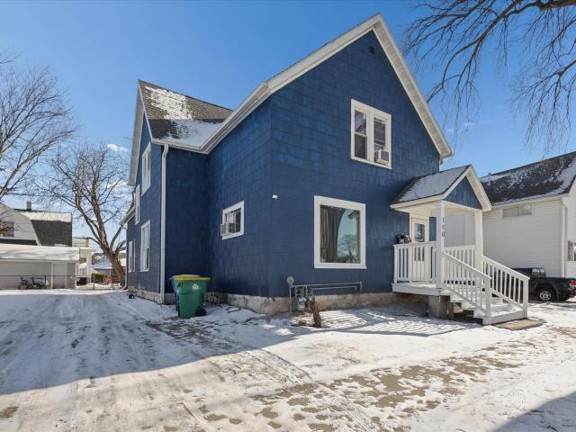 110 N CLAY Street